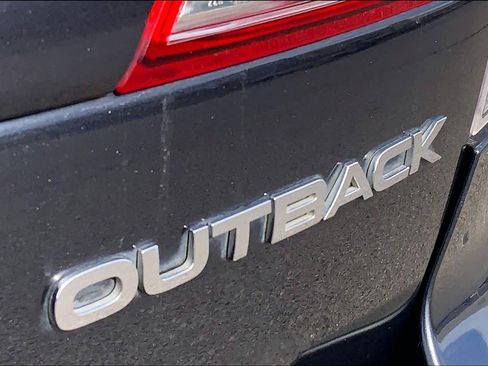 Used 2013 Subaru Outback 2.5i Limited image 9