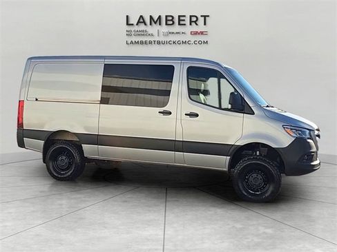 Used 2024 Mercedes-Benz Sprinter 144 Cargo image 6