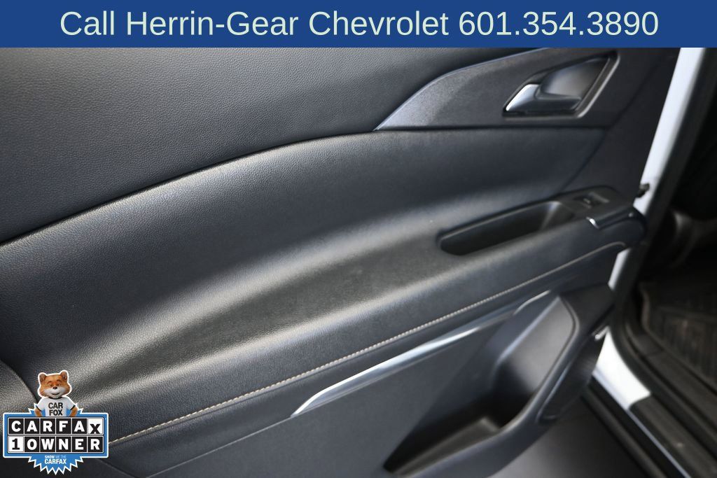 Used 2026 Chevrolet Traverse High Country FWD image 15