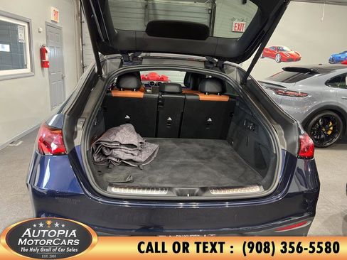 Used 2024 Mercedes-Benz GLC 300 GLC 300 4MATIC Coupe image 18