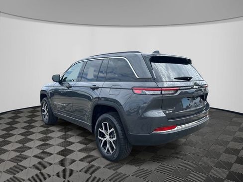Certified 2025 Jeep Grand Cherokee Limited AWD/4WD image 3