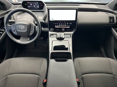 Used 2023 Toyota bZ4X FWD image 12
