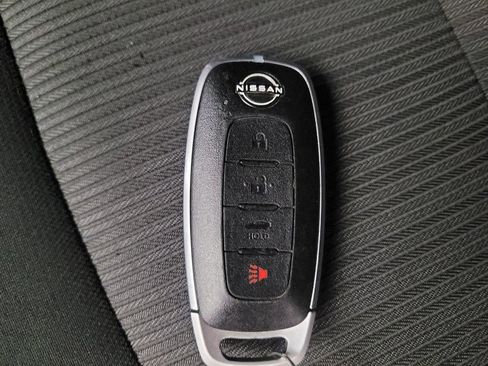 Used 2024 Nissan Sentra SV FWD image 32