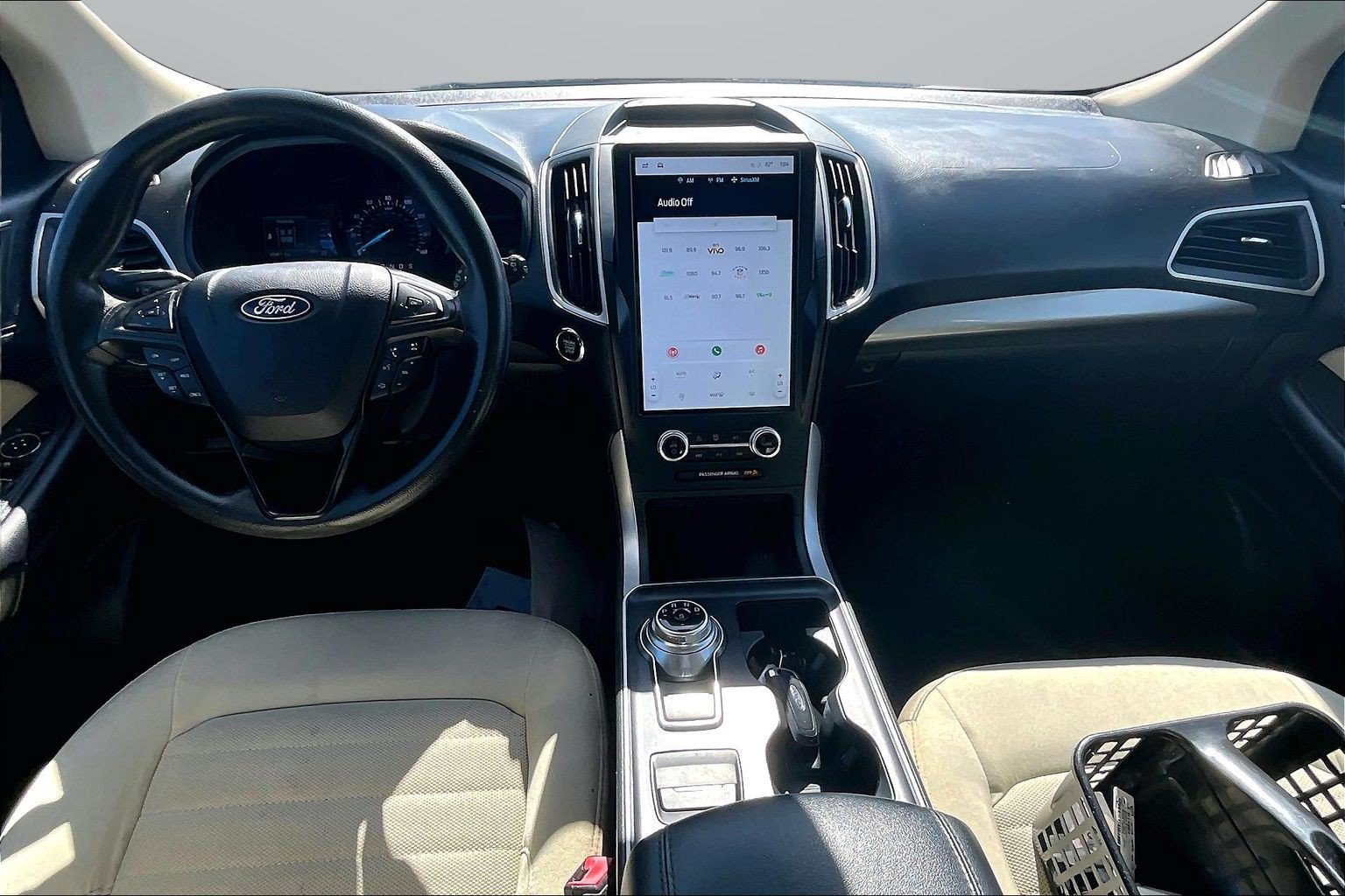 Used 2022 Ford Edge SE w/ Black Appearance Package AWD/4WD image 14