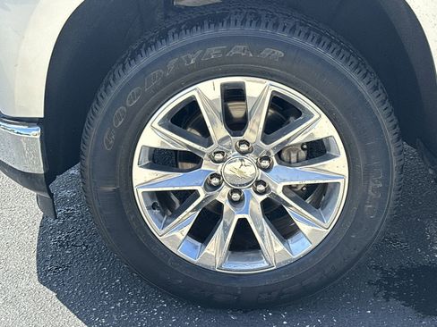 Used 2019 Chevrolet Silverado 1500 LTZ w/ LTZ Plus Package image 13