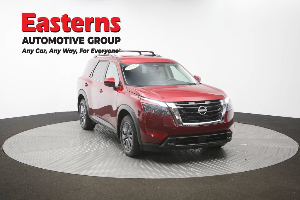 Used 2024 Nissan Pathfinder SV AWD/4WD image 53