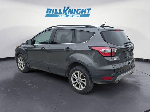 Used 2018 Ford Escape SEL FWD image 3