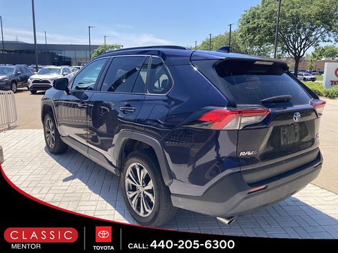 Used 2023 Toyota RAV4 XLE Premium AWD/4WD image 2