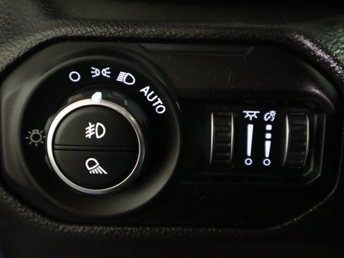 Used 2022 Jeep Gladiator Sport AWD/4WD image 33