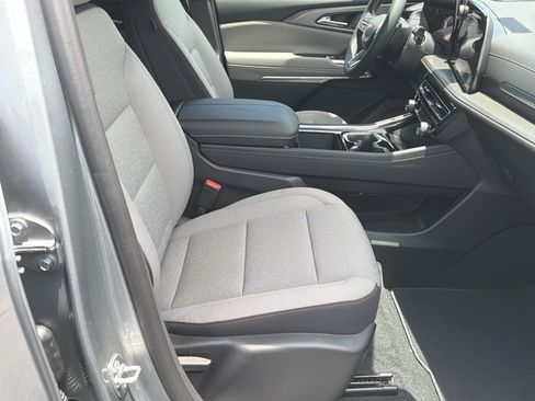 New 2026 Chevrolet Traverse LT FWD image 13