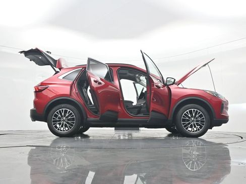 New 2026 Ford Escape SE w/ PHEV Premium Package FWD image 48