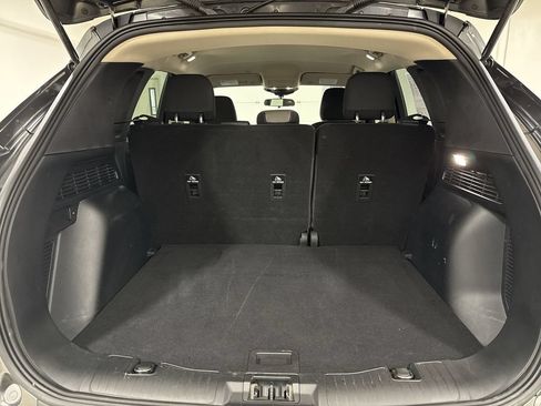 Used 2020 Ford Escape SE FWD image 23