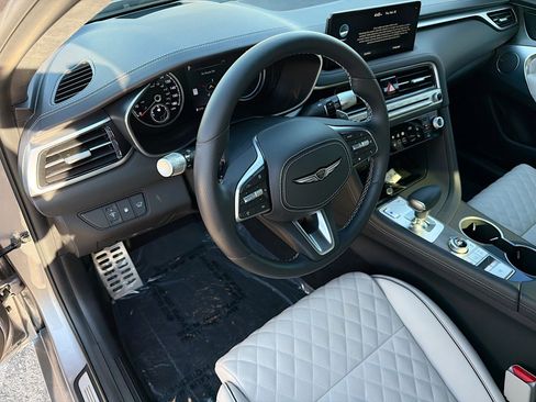Used 2024 Genesis G70 3.3T Advanced w/ Sport Prestige Package image 26