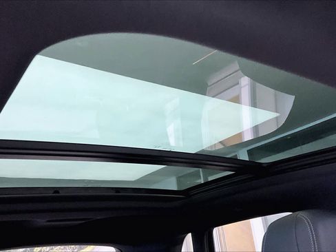 Certified 2024 Audi Q3 2.0T Premium Plus image 16