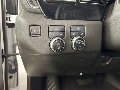 Used 2023 GMC Sierra 1500 Elevation image 20