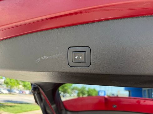 Used 2020 Buick Encore GX Select w/ Sport Touring Package FWD image 36