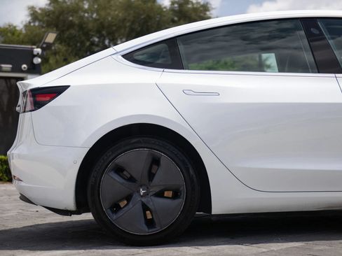 Used 2020 Tesla Model 3 Long Range AWD/4WD image 15