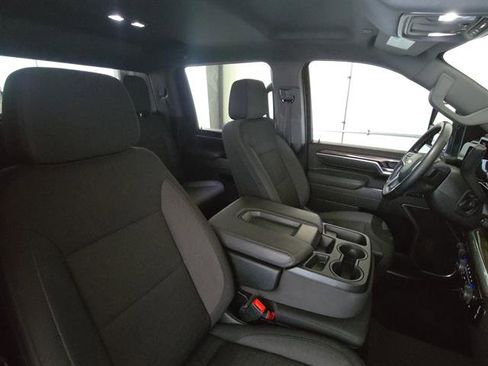Used 2025 Chevrolet Silverado 2500 LT w/ Convenience Package AWD/4WD image 10