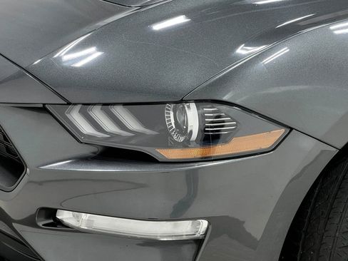 Used 2019 Ford Mustang Premium RWD image 33
