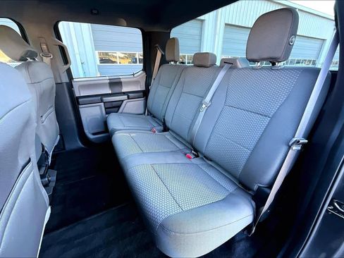 Used 2016 Ford F150 XLT image 20