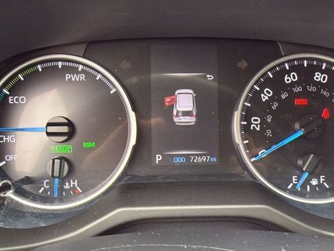 Used 2019 Toyota RAV4 LE image 25