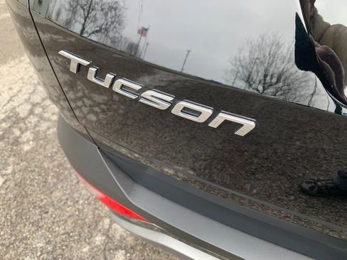 Used 2022 Hyundai Tucson Limited image 16