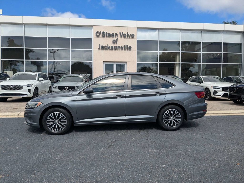 Used 2019 Volkswagen Jetta SE FWD image 3