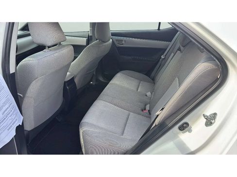 Used 2015 Toyota Corolla LE FWD image 10