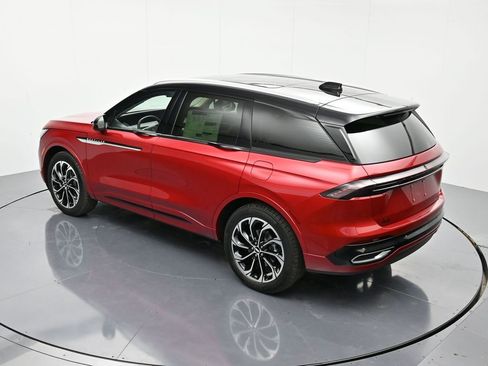New 2026 Lincoln Nautilus Reserve AWD/4WD image 35