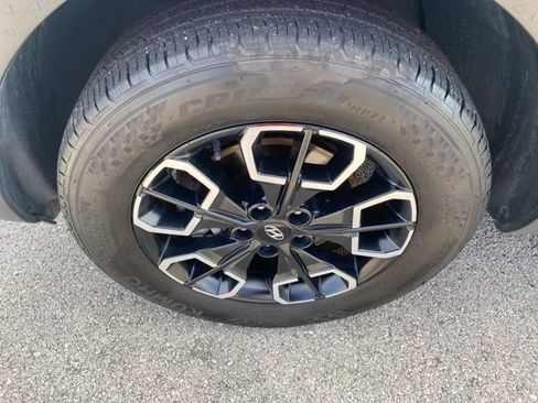 Used 2023 Hyundai Santa Cruz SEL w/ Activity Package image 10