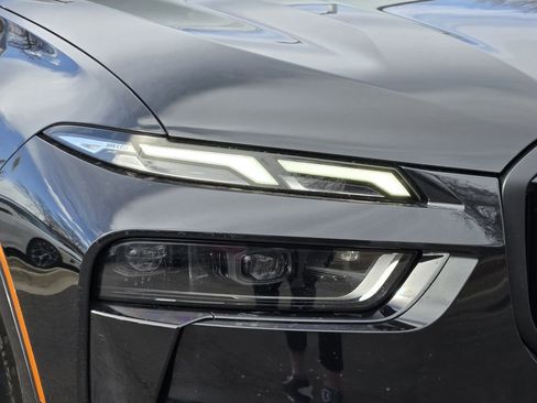 New 2026 BMW X7 xDrive40i w/ M Sport Package image 8