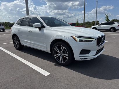 Used 2021 Volvo XC60 T5 Momentum w/ Premium Package