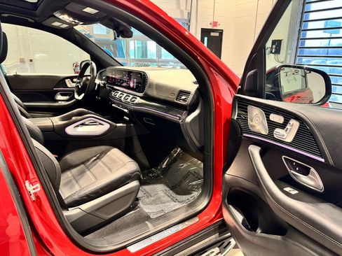 Used 2024 Mercedes-Benz GLS 580 4MATIC image 40