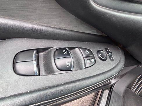 Used 2016 Nissan Murano Platinum w/ Platinum Technology Package FWD image 8