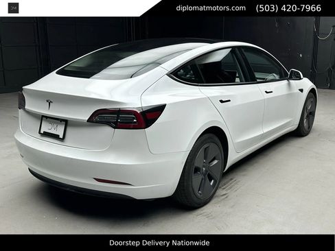 Used 2022 Tesla Model 3 image 7