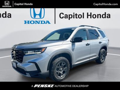 Certified 2025 Honda Pilot TrailSport