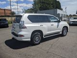 Used 2023 Lexus GX 460 Premium image 3