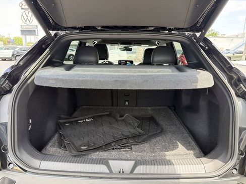Certified 2023 Volkswagen ID.4 Pro S RWD image 9