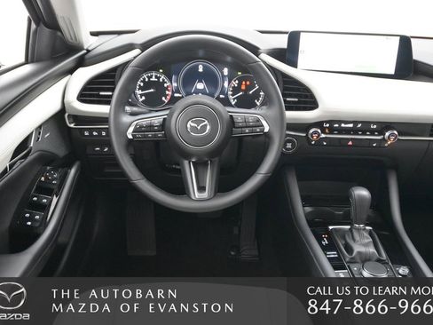 Certified 2025 MAZDA MAZDA3 2.5 Turbo Sedan w/Premium Plus image 23