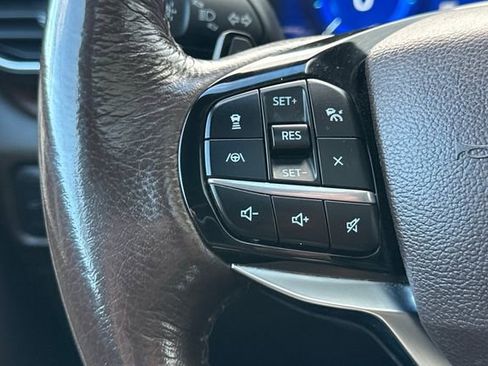 Used 2021 Ford Explorer King Ranch w/ Premium Technology Package image 37