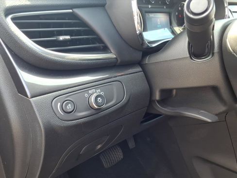 Certified 2022 Buick Encore Preferred image 11