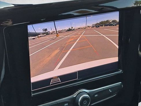 Used 2020 Chevrolet Traverse LS FWD image 14
