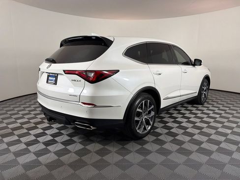 Used 2024 Acura MDX SH-AWD w/ Technology Package image 3