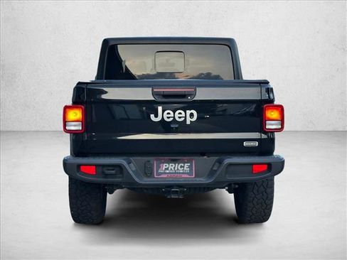 Used 2022 Jeep Gladiator Overland AWD/4WD image 5