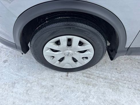 Used 2017 Nissan Rogue Sport S image 11