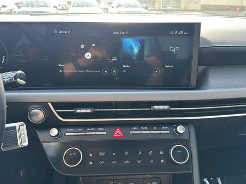 Certified 2025 Hyundai Sonata Limited FWD image 10