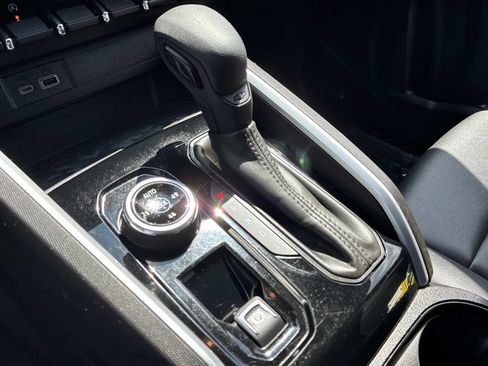 Used 2024 Chevrolet Colorado Trail Boss w/ Advanced Trailering Package AWD/4WD image 35