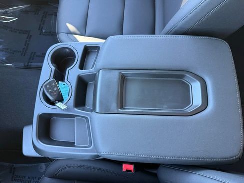 New 2026 GMC Sierra 1500 SLT w/ X31 Off-Road Package AWD/4WD image 18