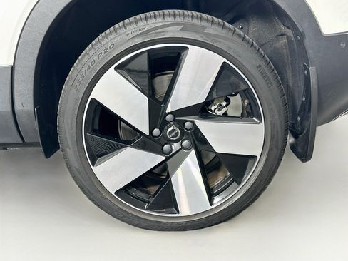 Used 2023 Volvo XC40 Recharge Ultimate w/ Protection Package Premier AWD/4WD image 11