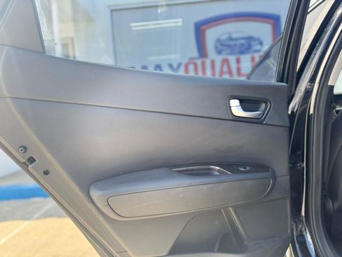 Used 2016 Kia Optima EX FWD image 41